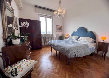 Camera / camera da letto - Apartment Viale Dei Mille
47, Firenze - photo 17