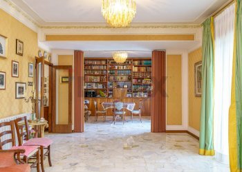 Salone - Appartamento Via Garibaldi
 
149, Lentini - foto 1