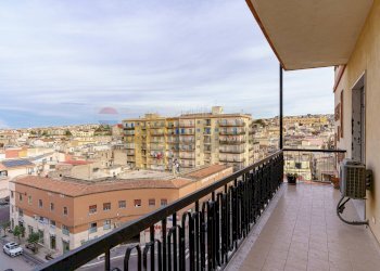 Balcone - Appartamento Via Garibaldi
 
149, Lentini - foto 17