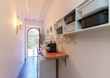 Hall / corridoio - Villa Via del mare
 
22, Oliveri - foto 1