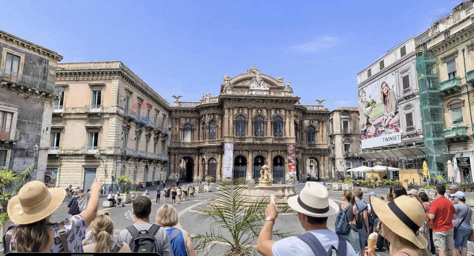 Piazza teatro Massimo - Locale Commerciale Catania - foto 1