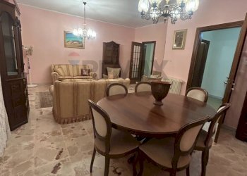 Sala da pranzo - Appartamento Via Federico De Roberto
 
21, Caltanissetta - foto 9