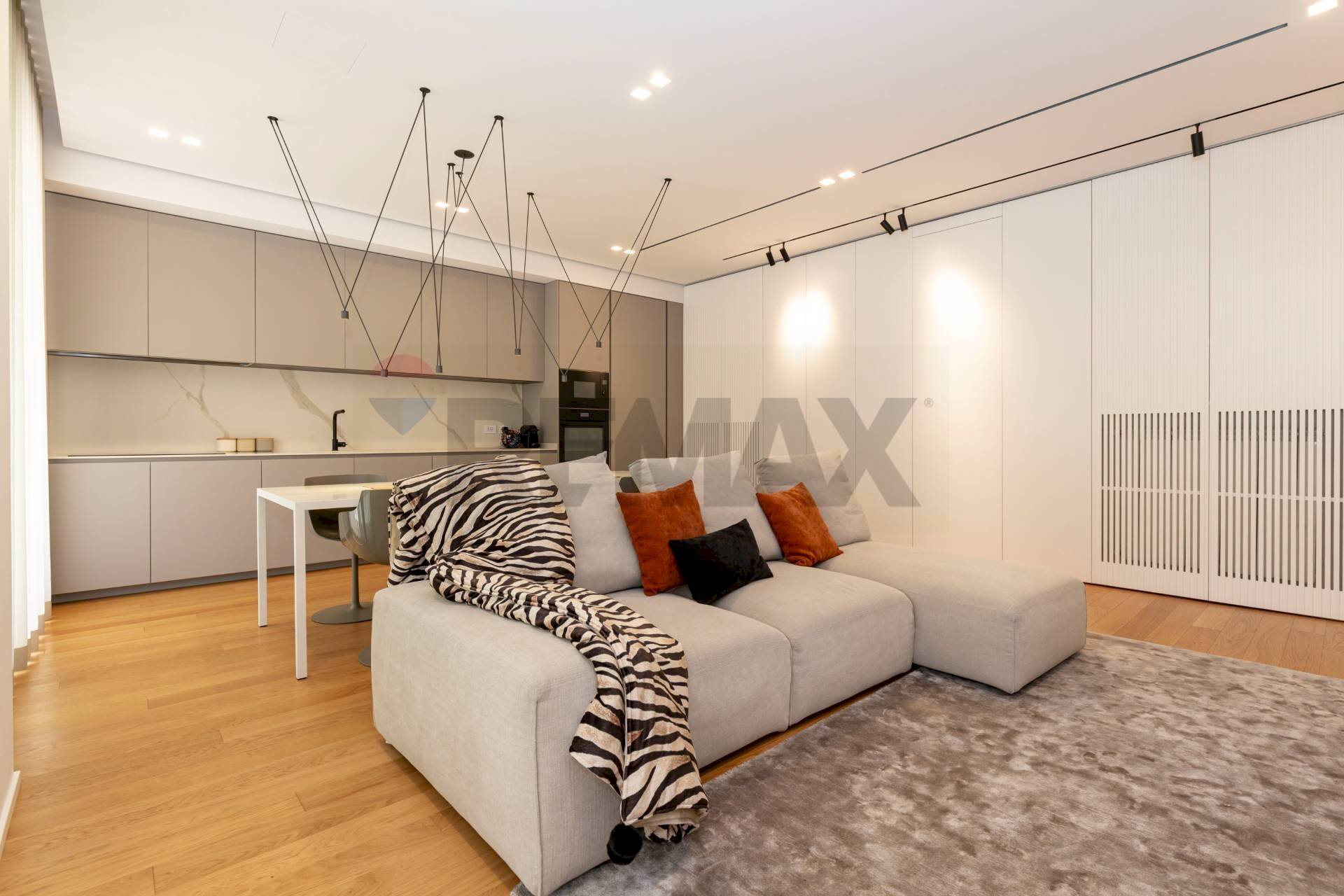 Sala da pranzo - Appartamento via grotte bianche
 
109, Catania - foto 1