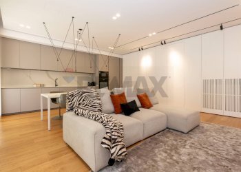 Sala da pranzo - Appartamento via grotte bianche
 
109, Catania - foto 1