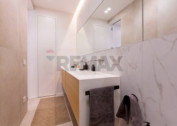 Bagno - Appartamento via grotte bianche
 
109, Catania - foto 13