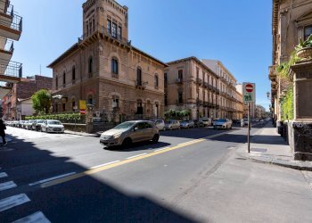 Edificio all\'aperto - Appartamento via grotte bianche
 
109, Catania - foto 16