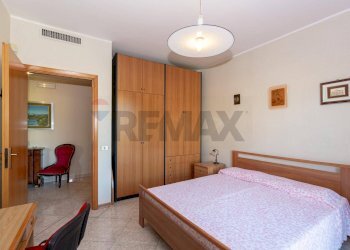 Camera / camera da letto - Appartamento Via Dei Ciclopi
 
83, Aci Catena - foto 17