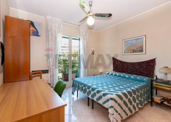 Camera / camera da letto - Appartamento Via Dei Ciclopi
 
83, Aci Catena - foto 21