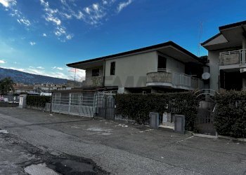 Casa all\'aperto - Trilocale via Simone Neri  (ex v. Carrata)
 
1, Mascali - foto 18