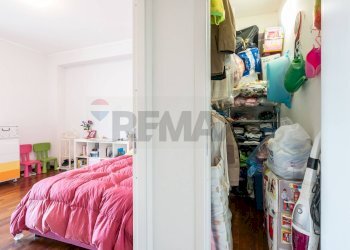 Camera / camera da letto - Trilocale Via Santa Maria la Stella
 
78, Aci Sant'Antonio - foto 23