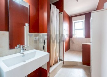 Bagno - Trilocale Via Santa Maria la Stella
 
78, Aci Sant'Antonio - foto 25