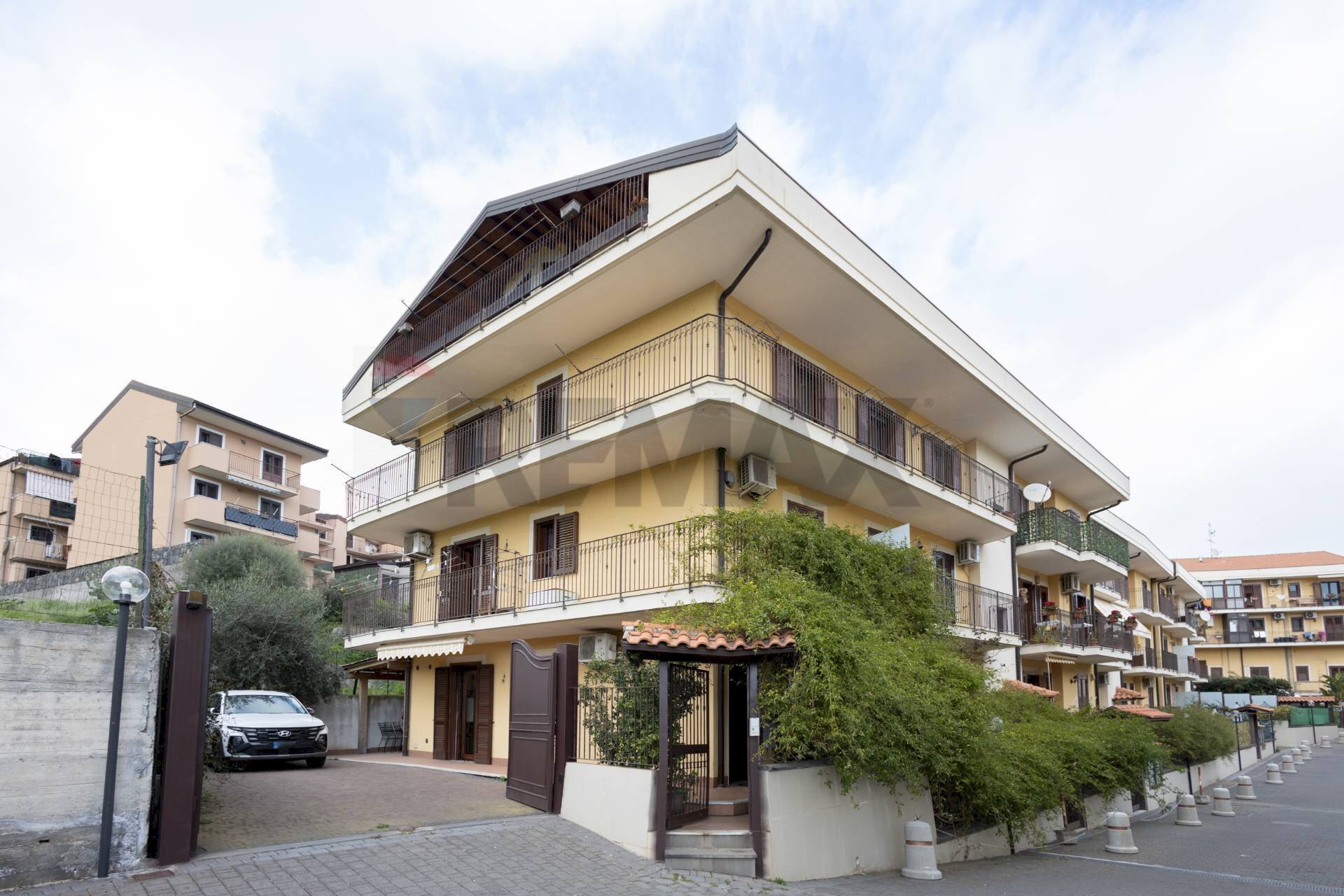 Edificio all\'aperto - Villa Bifamiliare Via San Nicolò
 
6, Aci Catena - foto 1