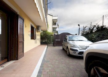 Edificio all\'aperto - Villa Bifamiliare Via San Nicolò
 
6, Aci Catena - foto 4