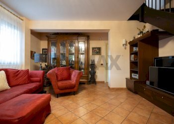 Soggiorno - Villa Bifamiliare Via San Nicolò
 
6, Aci Catena - foto 6