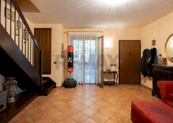 Soggiorno - Villa Bifamiliare Via San Nicolò
 
6, Aci Catena - foto 7