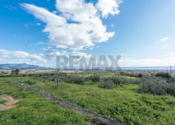 Vista delle montagne - Rustico via Dei Savochelli
 
snc, Mascali - foto 11