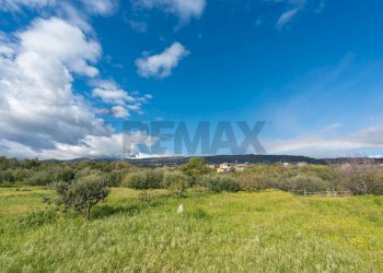 Vista delle montagne - Rustico via Dei Savochelli
 
snc, Mascali - foto 27