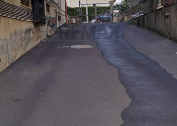 Edificio all\'aperto - Box VIA JOHN FITZGERALD KENNEDY
 
27, Sant'Agata Li Battiati - foto 2