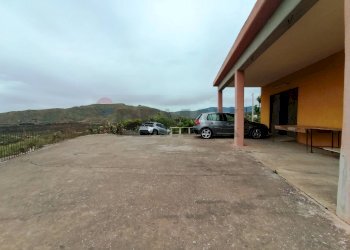 Parcheggio - Villa contrada Pernicotto, Adrano - photo 25