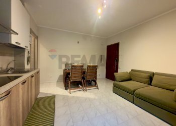 Sala da pranzo - Bilocale VIA RUGGERO LEONCAVALLO, Taormina - foto 2