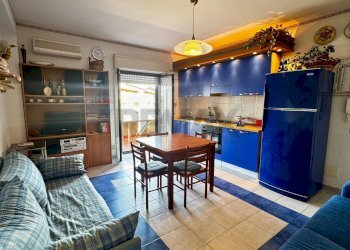 Sala da pranzo - Bilocale viale immacolata
 
126, Mascali - foto 2