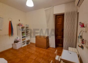 Bagno - Bilocale VIA MESSINA
 
678, Catania - foto 9