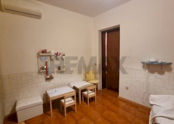 Bagno - Bilocale VIA MESSINA
 
678, Catania - foto 10