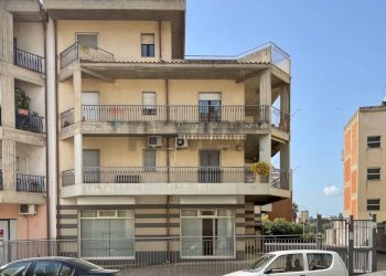 Edificio all\'aperto - Ufficio Viale Autonomia
18, Caltagirone - foto 1