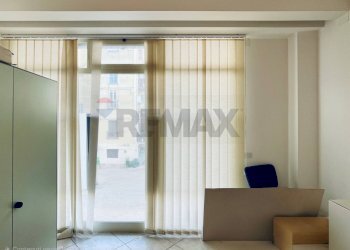 Soggiorno - Ufficio Viale Autonomia
18, Caltagirone - foto 16