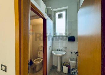 Bagno - Ufficio Viale Autonomia
18, Caltagirone - foto 22