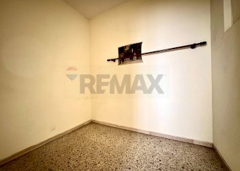 Stanza vuota - Appartamento Via Francesco Cilea
 
14, Acireale - foto 14