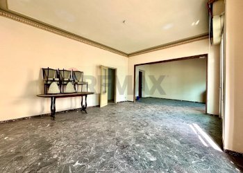 Stanza vuota - Appartamento Via Francesco Cilea
 
14, Acireale - foto 23