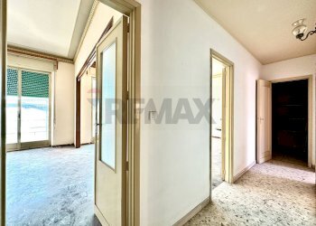 Hall / corridoio - Appartamento Via Francesco Cilea
 
14, Acireale - foto 24