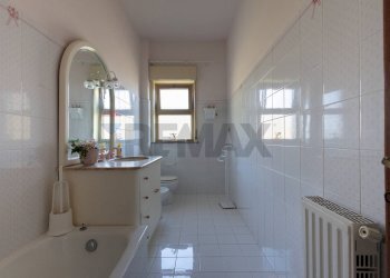 Bagno - Three-room apartment Via Finaita
 
6, Zafferana Etnea - photo 10