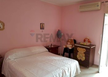 Camera / camera da letto - Appartamento via Ingegnere Giuseppe Tomarchio
 
4, Calatabiano - foto 35