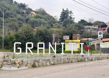 Non correlato - Appartamento VIA GIUSEPPE GARIBALDI
 
30, Graniti - foto 2