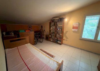 Camera / camera da letto - Appartamento VIA GIUSEPPE GARIBALDI
 
30, Graniti - foto 7