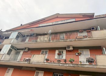 Edificio all\'aperto - Appartamento VIA GIUSEPPE GARIBALDI
 
30, Graniti - foto 19