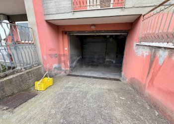 Edificio all\'aperto - Appartamento VIA GIUSEPPE GARIBALDI
 
30, Graniti - foto 25