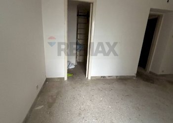 Stanza vuota - Appartamento Via Dante Alighieri
 
79, Caltanissetta - foto 3