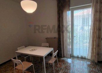 Sala da pranzo - Trilocale VIA LIVORNO
 
17, Aci Castello - foto 11