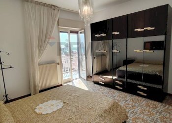 Camera / camera da letto - Trilocale VIA LIVORNO
 
17, Aci Castello - foto 15