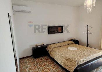 Camera / camera da letto - Trilocale VIA LIVORNO
 
17, Aci Castello - foto 19