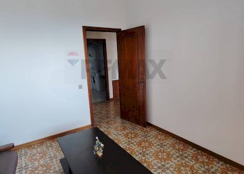 Stanza vuota - Trilocale VIA LIVORNO
 
17, Aci Castello - foto 34