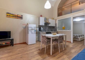 Cucina - Casa semi indipendente Via Giuseppe Verdi
 
49, Catania - foto 1