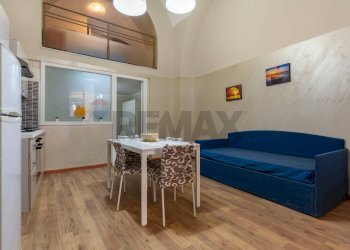 Sala da pranzo - Casa semi indipendente Via Giuseppe Verdi
 
49, Catania - foto 3