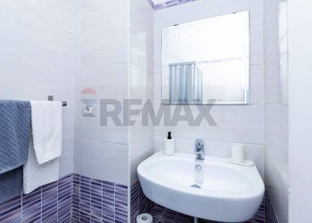 Bagno - Casa semi indipendente Via Giuseppe Verdi
 
49, Catania - foto 7