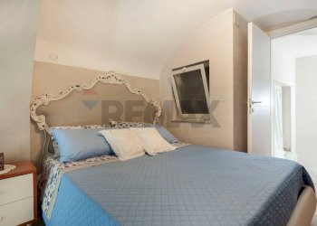 Camera / camera da letto - Casa semi indipendente Via Giuseppe Verdi
 
49, Catania - foto 9