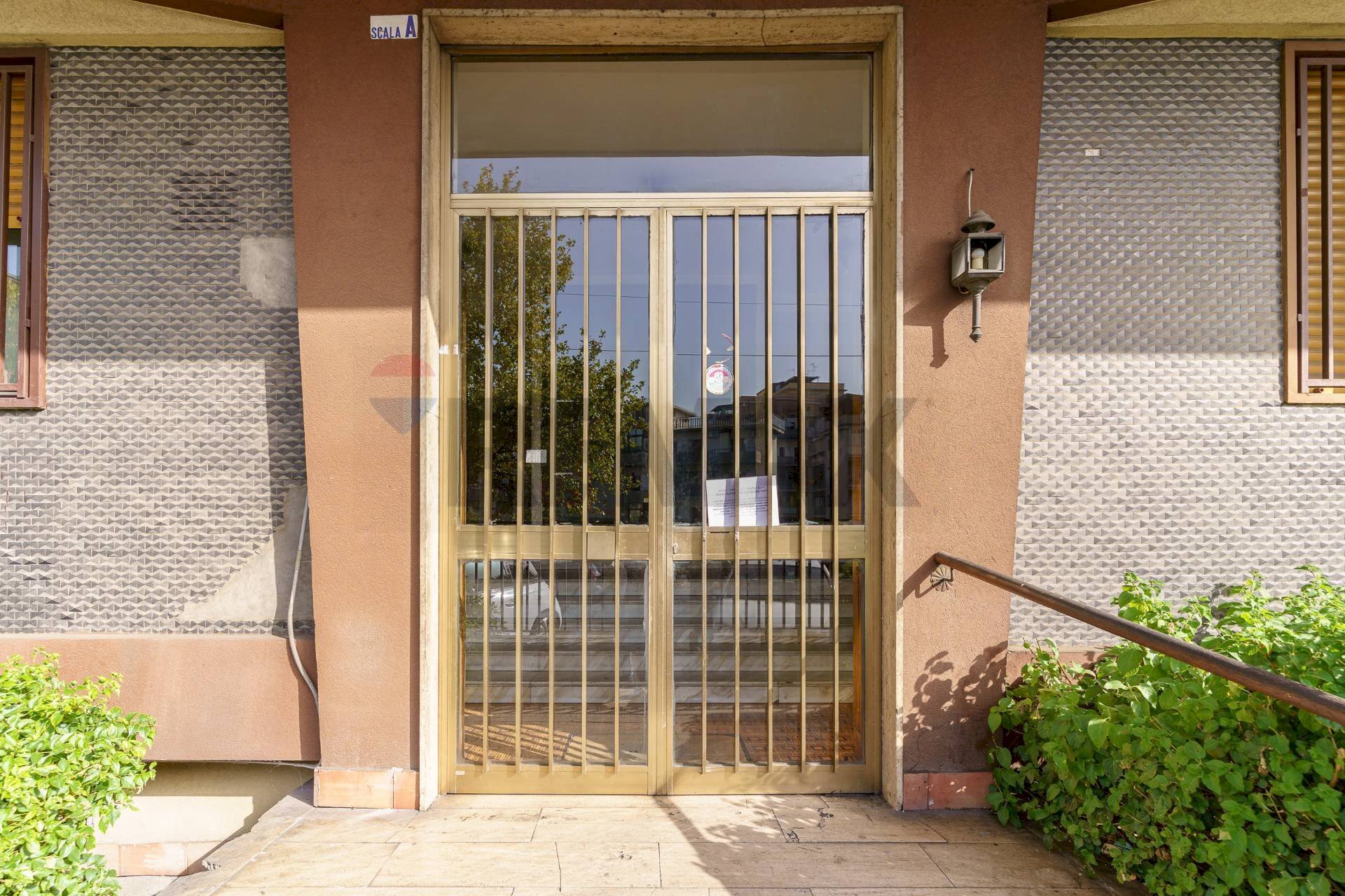 Ingresso condominiale - Appartamento Catania - foto 3