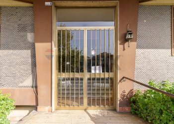 Ingresso condominiale - Appartamento Catania - foto 3